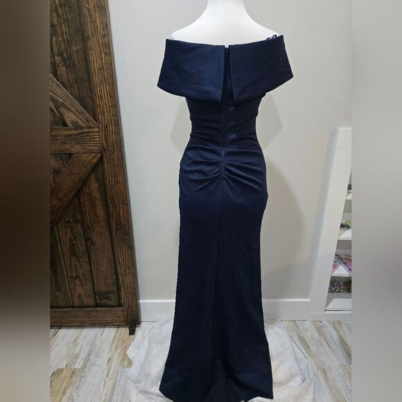 Xscape PATTI LONG OFF THE SHOULDER SCUBA CREPE DRESS NWT size 6 Blue - Picture 4 of 5